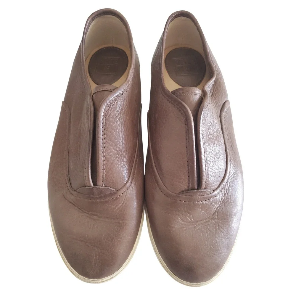 Frye Melanie Slip On Sneakers Brown‎ Pebbled Leather Womens 7.5 M 3471116-GRY